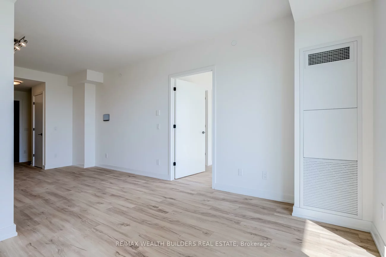 335, Wheat Boom, 1010 - JM Joshua Meadows, Oakville