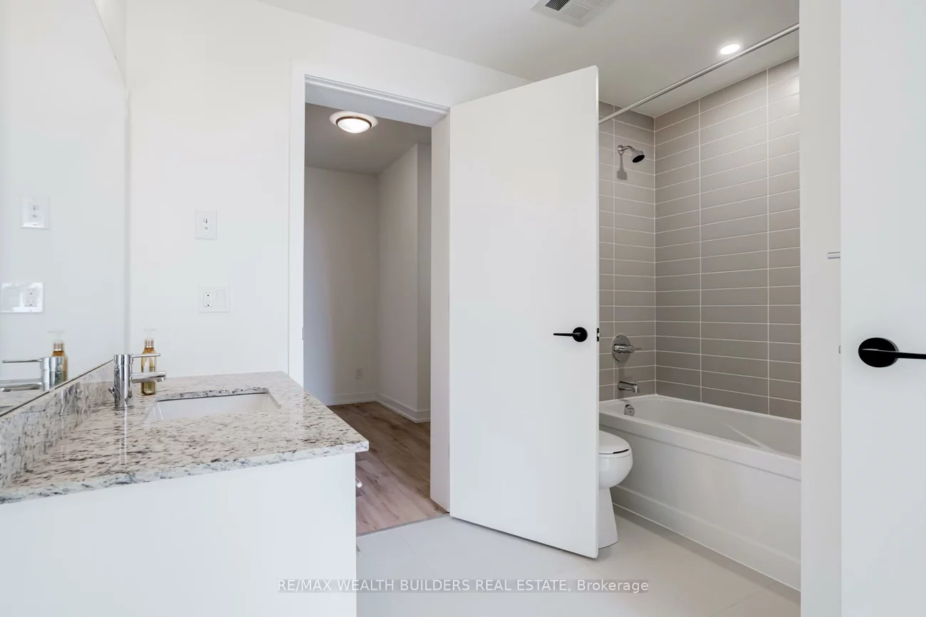 335, Wheat Boom, 1010 - JM Joshua Meadows, Oakville
