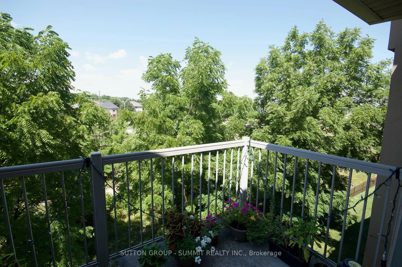 1490, Bishops, 1007 - GA Glen Abbey, Oakville