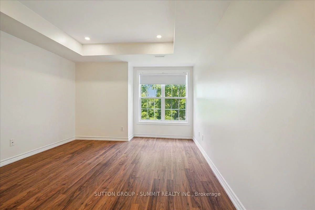 1490, Bishops, 1007 - GA Glen Abbey, Oakville