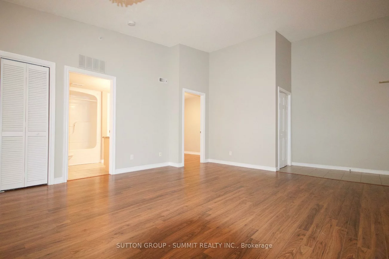 1490, Bishops, 1007 - GA Glen Abbey, Oakville