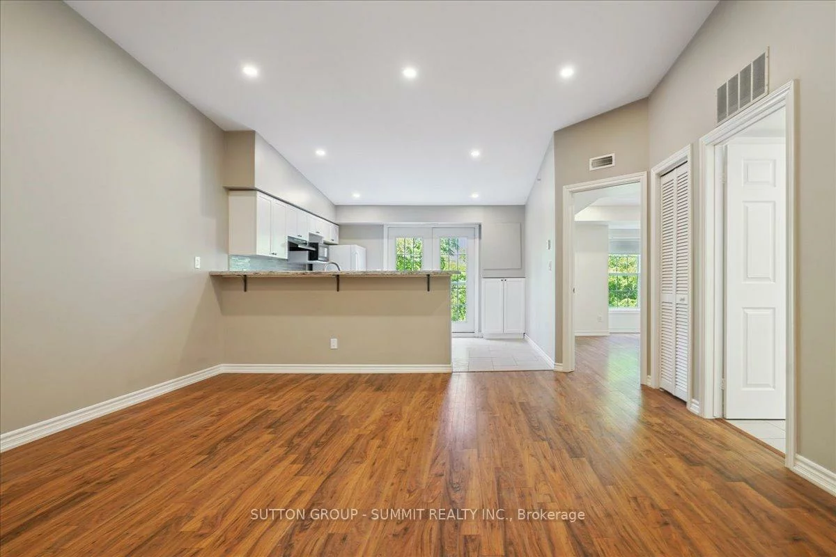 1490, Bishops, 1007 - GA Glen Abbey, Oakville