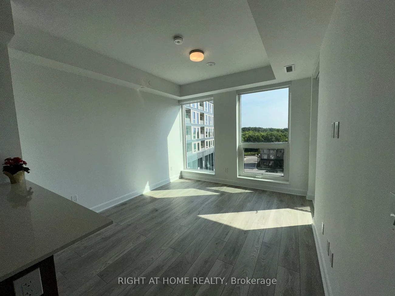 3240, William Coltson Ave, 1010 - JM Joshua Meadows, Oakville