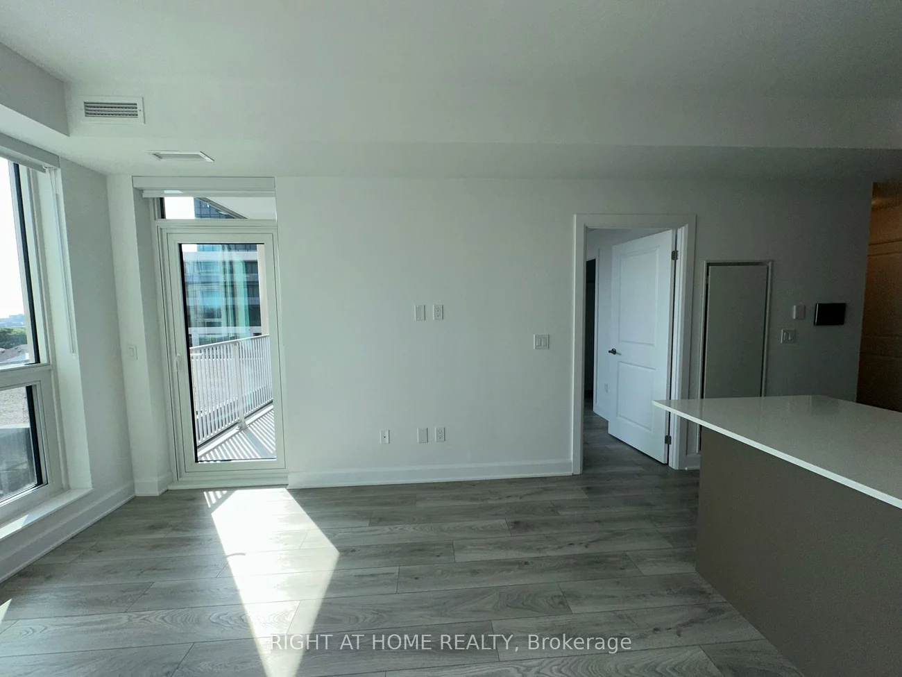 3240, William Coltson Ave, 1010 - JM Joshua Meadows, Oakville