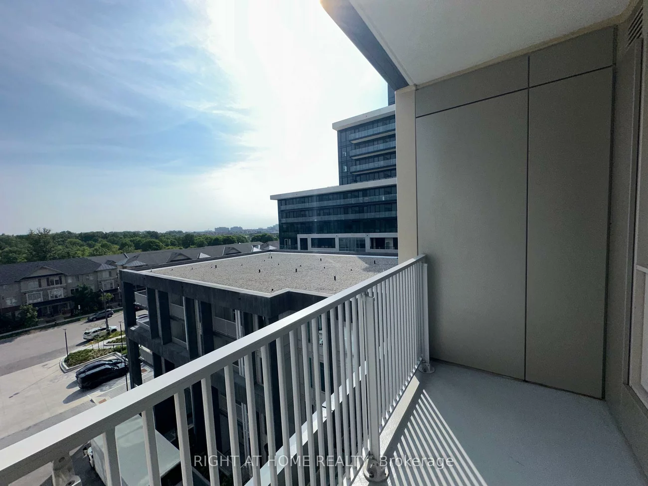 3240, William Coltson Ave, 1010 - JM Joshua Meadows, Oakville
