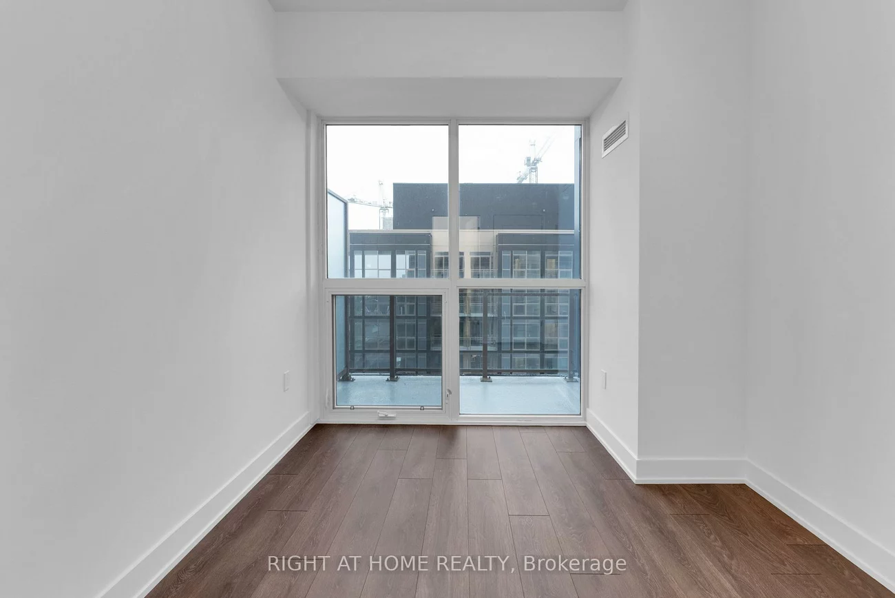 2343, Khalsa, 1022 - WT West Oak Trails, Oakville