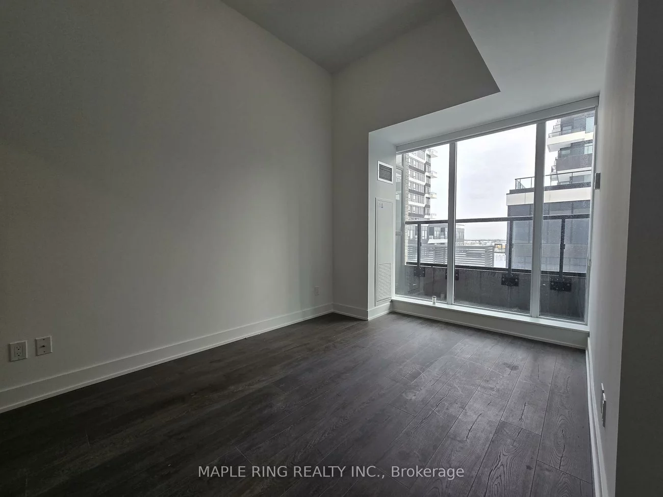 2489, Taunton, 1015 - RO River Oaks, Oakville