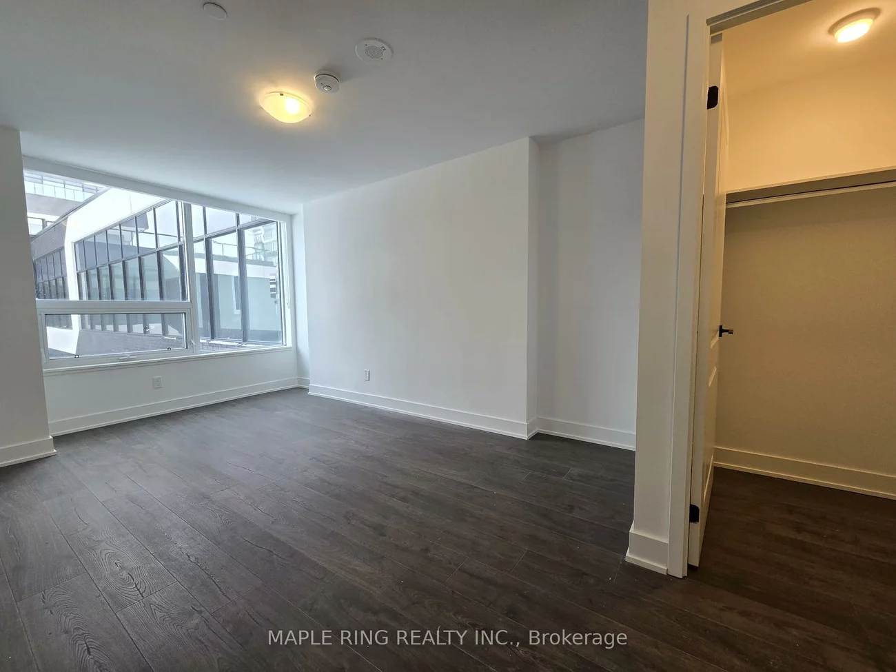 2489, Taunton, 1015 - RO River Oaks, Oakville