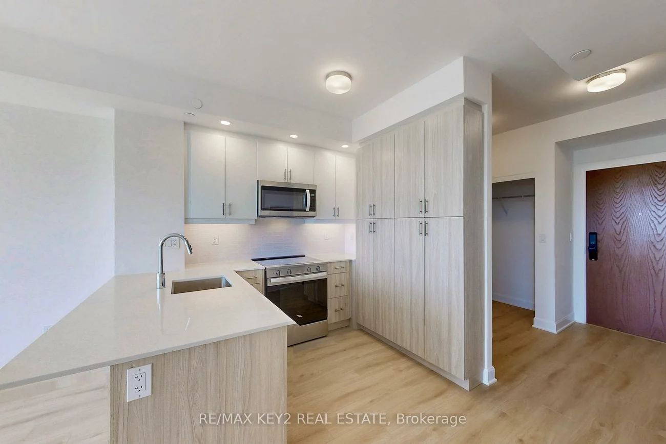 3240, William Colston, 1010 - JM Joshua Meadows, Oakville