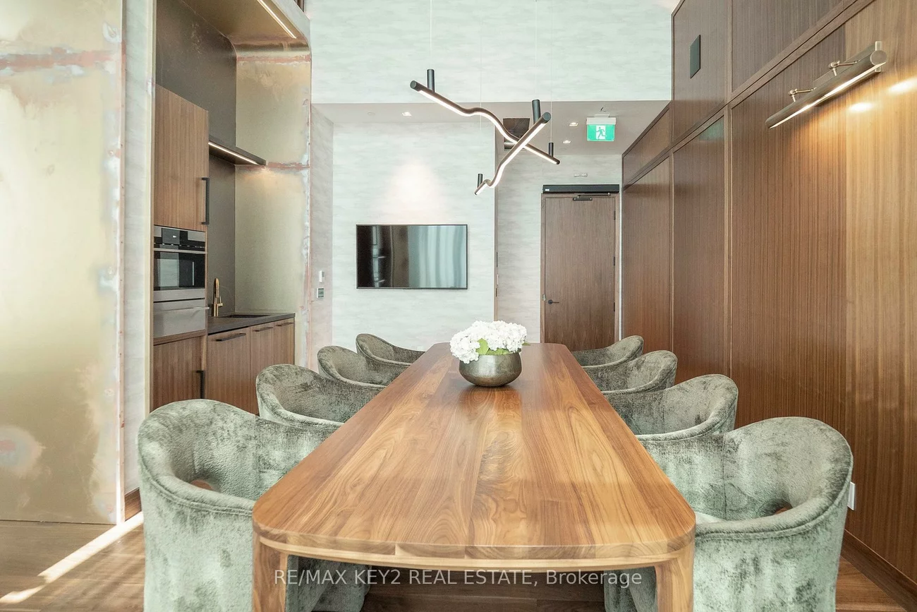3240, William Colston, 1010 - JM Joshua Meadows, Oakville