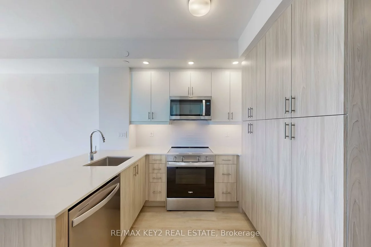 3240, William Colston, 1010 - JM Joshua Meadows, Oakville