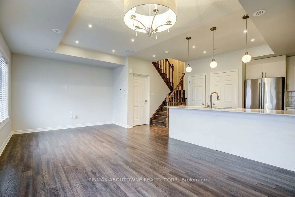 2420, Baronwood, 1019 - WM Westmount, Oakville