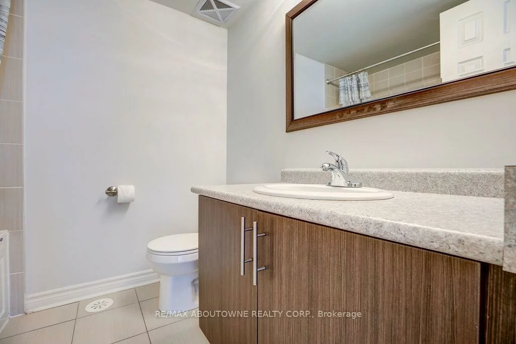 2420, Baronwood, 1019 - WM Westmount, Oakville
