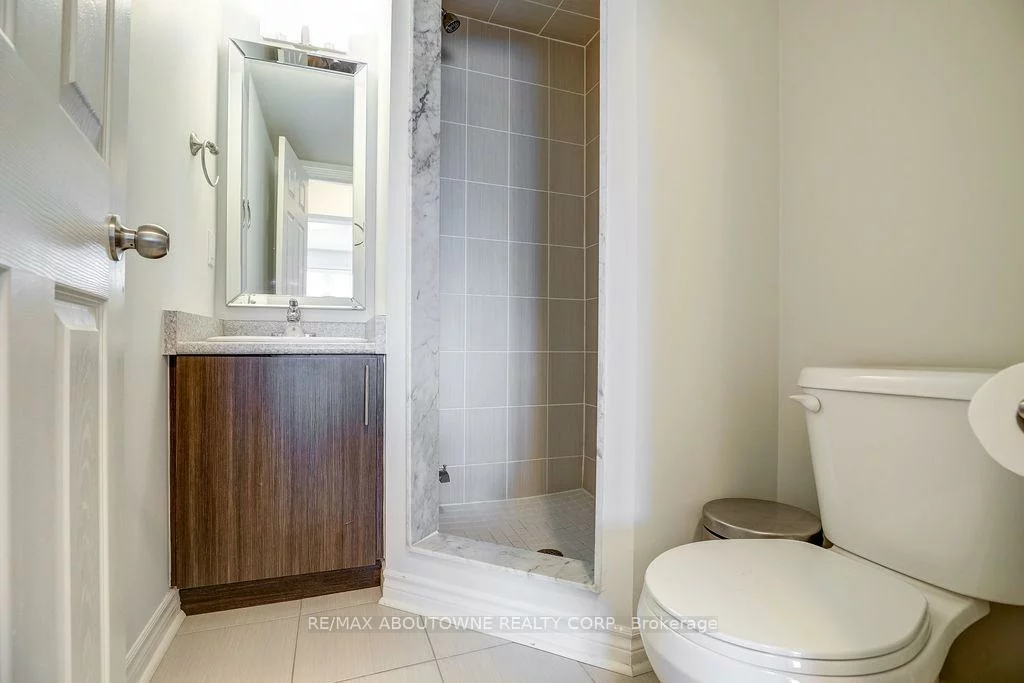 2420, Baronwood, 1019 - WM Westmount, Oakville