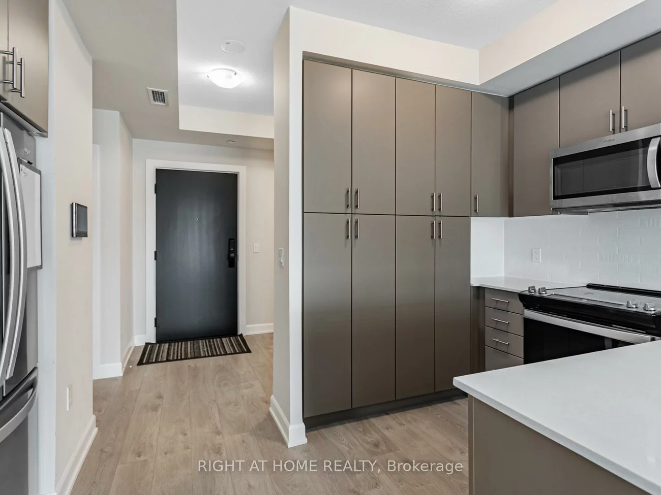 3200, William Coltson, 1040 - OA Rural Oakville, Oakville