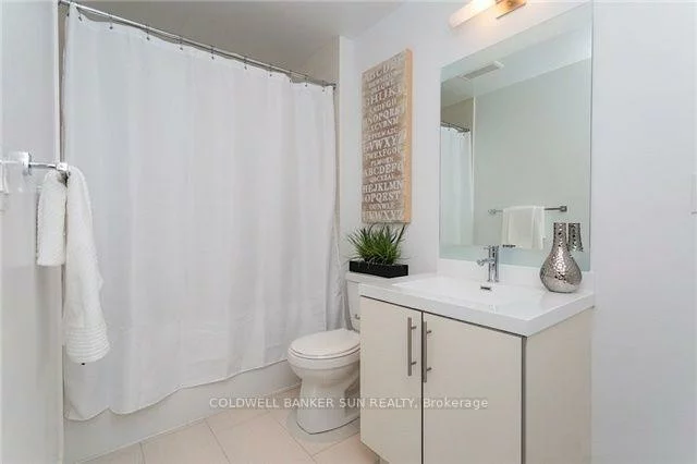 65, Speers, 1014 - QE Queen Elizabeth, Oakville