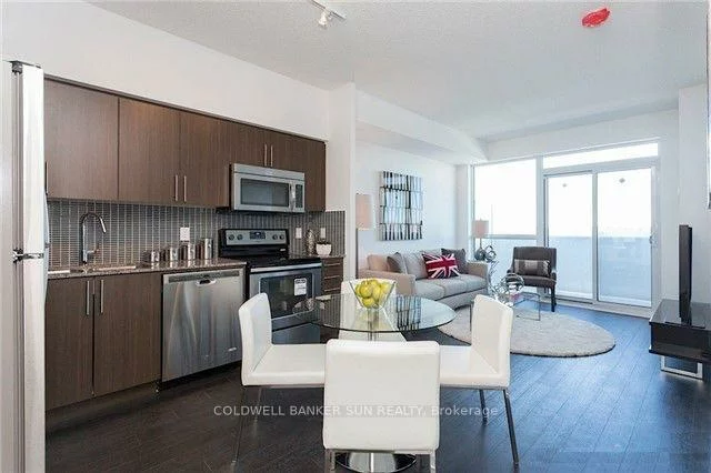65, Speers, 1014 - QE Queen Elizabeth, Oakville