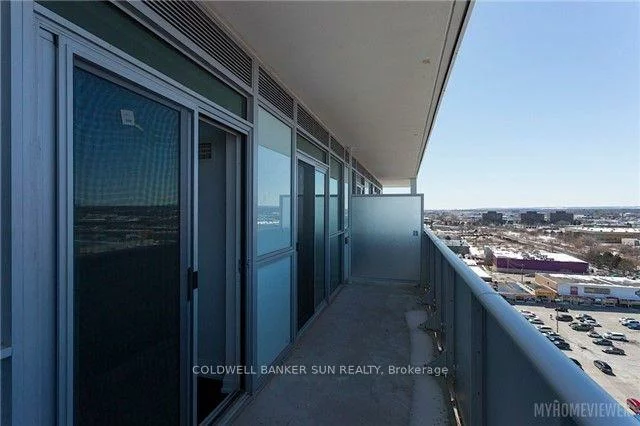 65, Speers, 1014 - QE Queen Elizabeth, Oakville