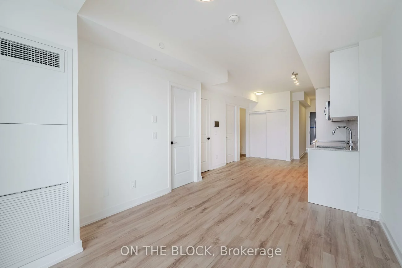 335, Wheat Boom, 1010 - JM Joshua Meadows, Oakville