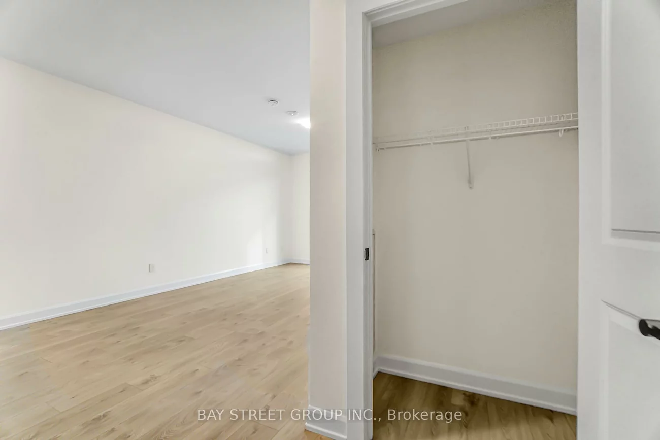 3220, William Coltson, 1010 - JM Joshua Meadows, Oakville