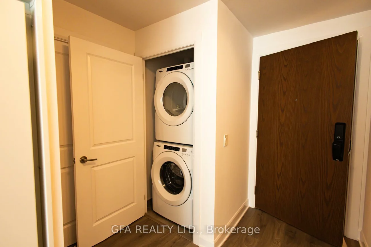 3240, William Colston, 1010 - JM Joshua Meadows, Oakville