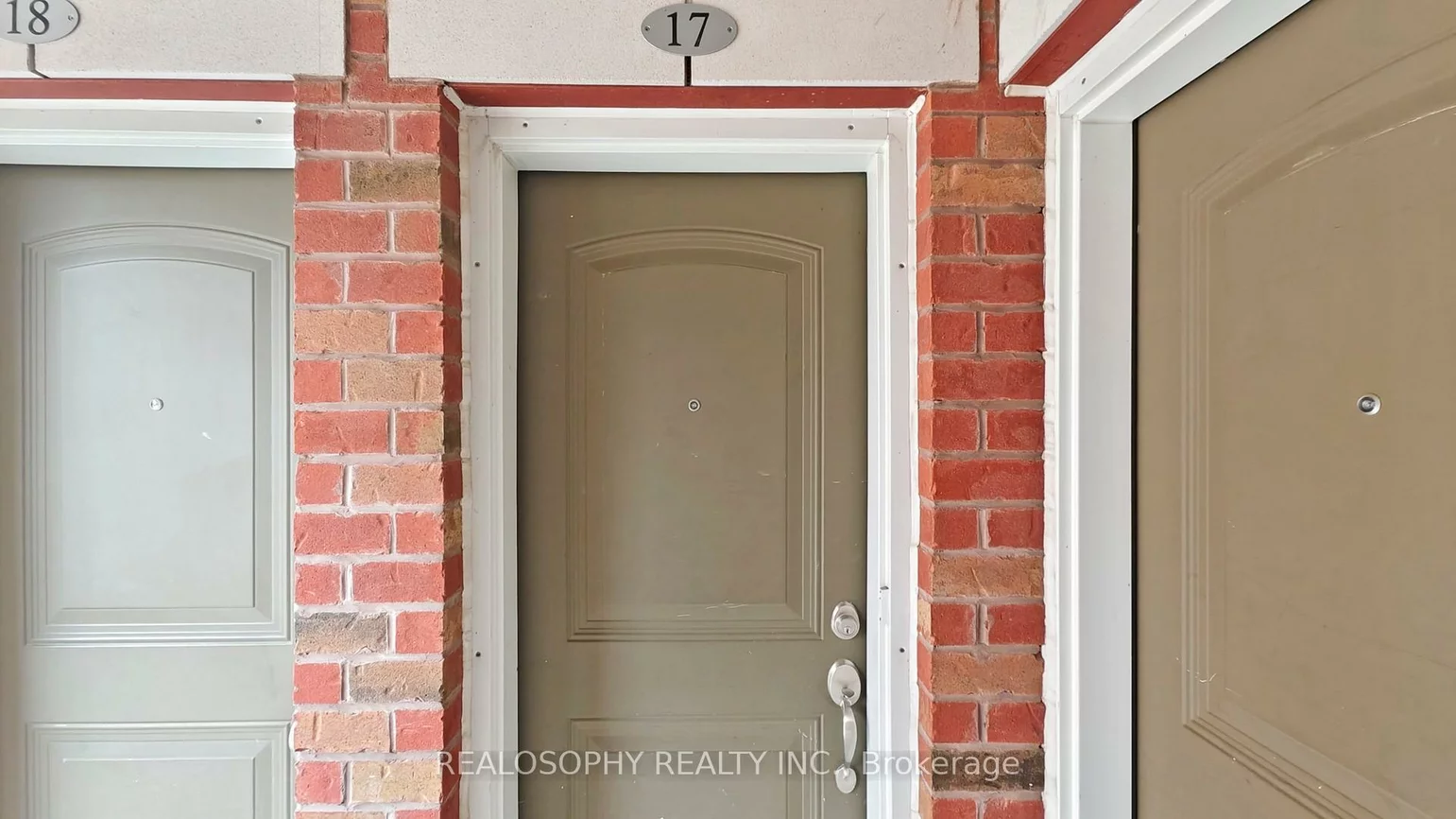 2496, Post, 1015 - RO River Oaks, Oakville