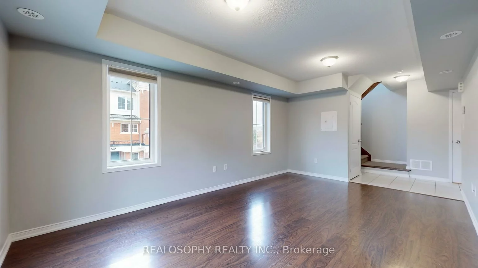 2496, Post, 1015 - RO River Oaks, Oakville