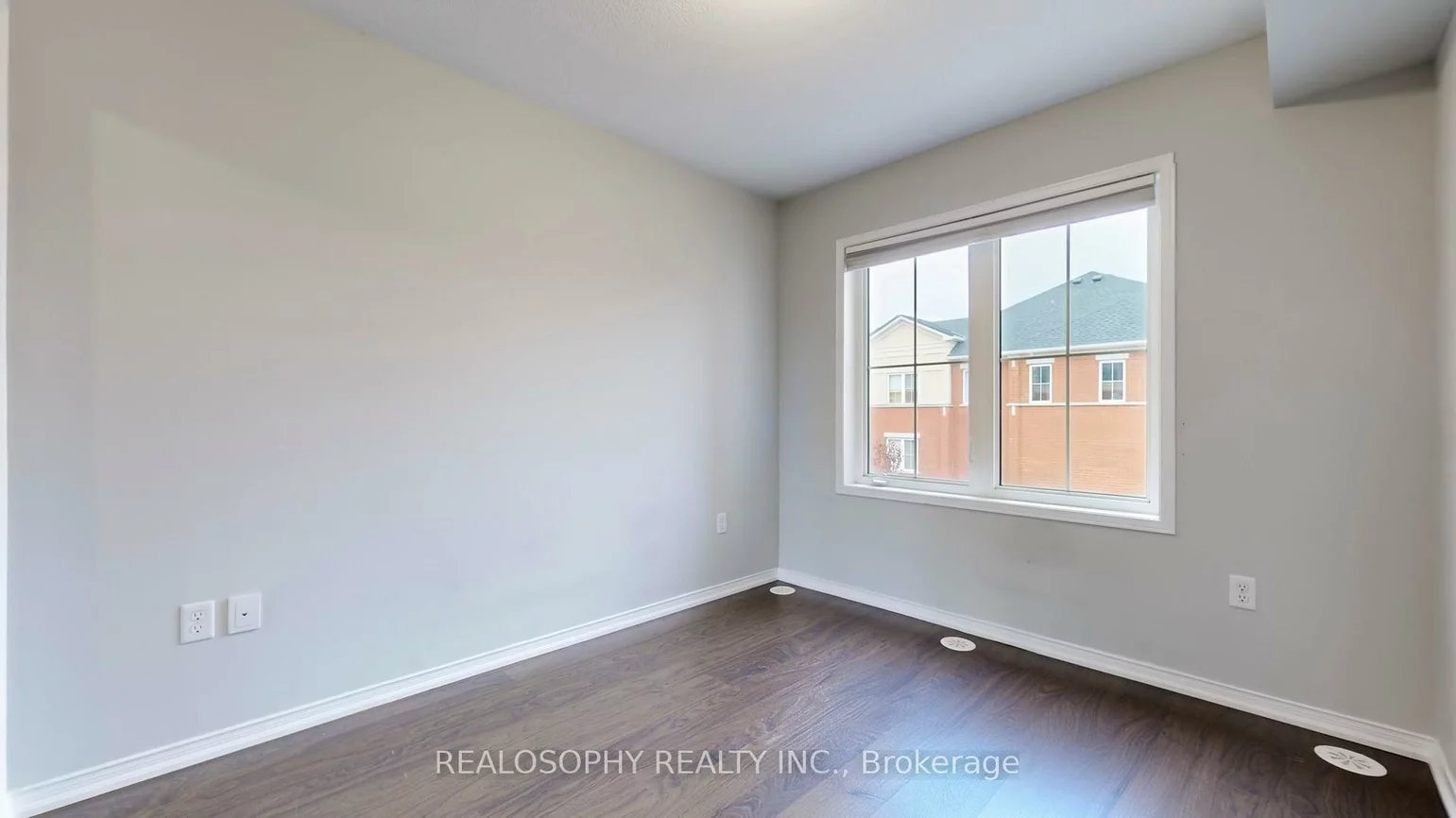 2496, Post, 1015 - RO River Oaks, Oakville