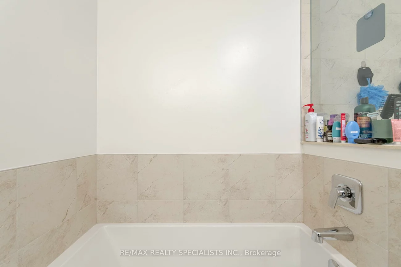 150, Sabina, 1008 - GO Glenorchy, Oakville