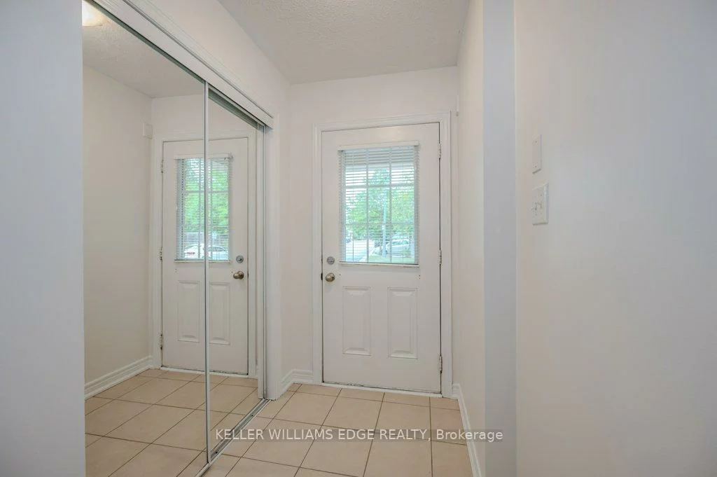 233, Duskywing, 1001 - BR Bronte, Oakville