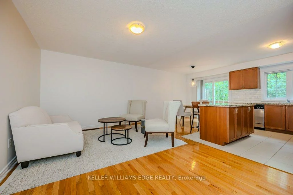 233, Duskywing, 1001 - BR Bronte, Oakville