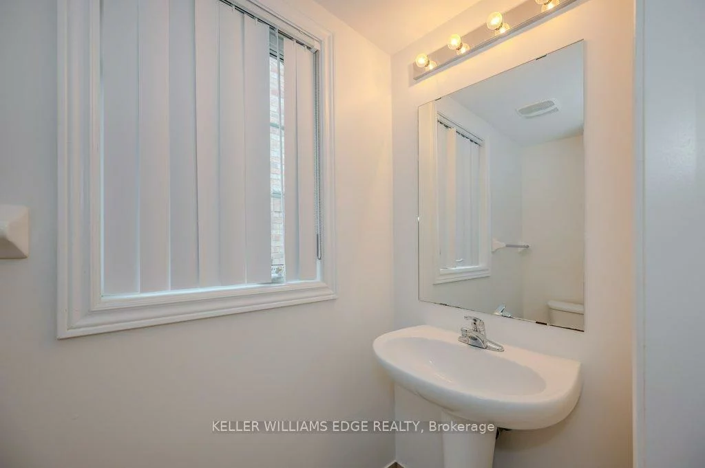233, Duskywing, 1001 - BR Bronte, Oakville