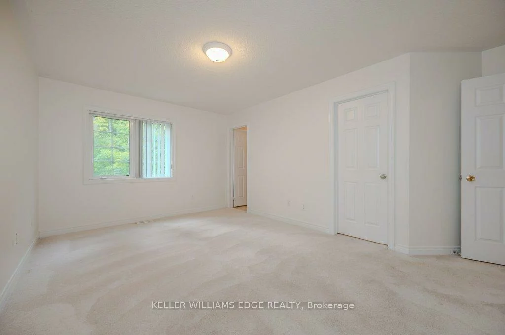 233, Duskywing, 1001 - BR Bronte, Oakville