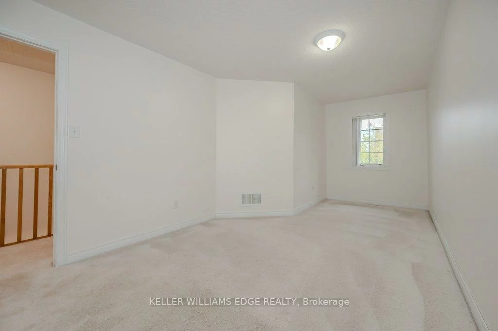 233, Duskywing, 1001 - BR Bronte, Oakville