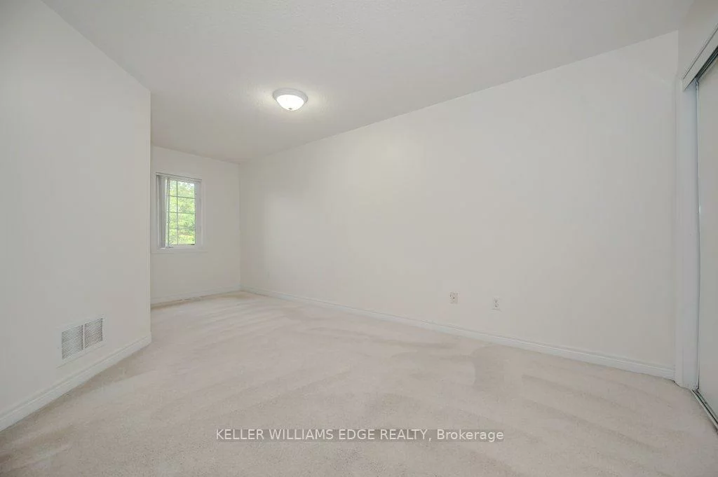 233, Duskywing, 1001 - BR Bronte, Oakville