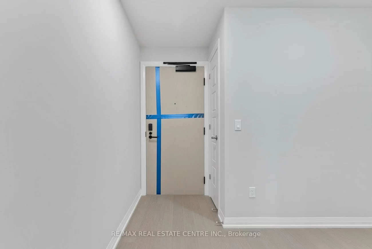 1415, Dundas, 1010 - JM Joshua Meadows, Oakville