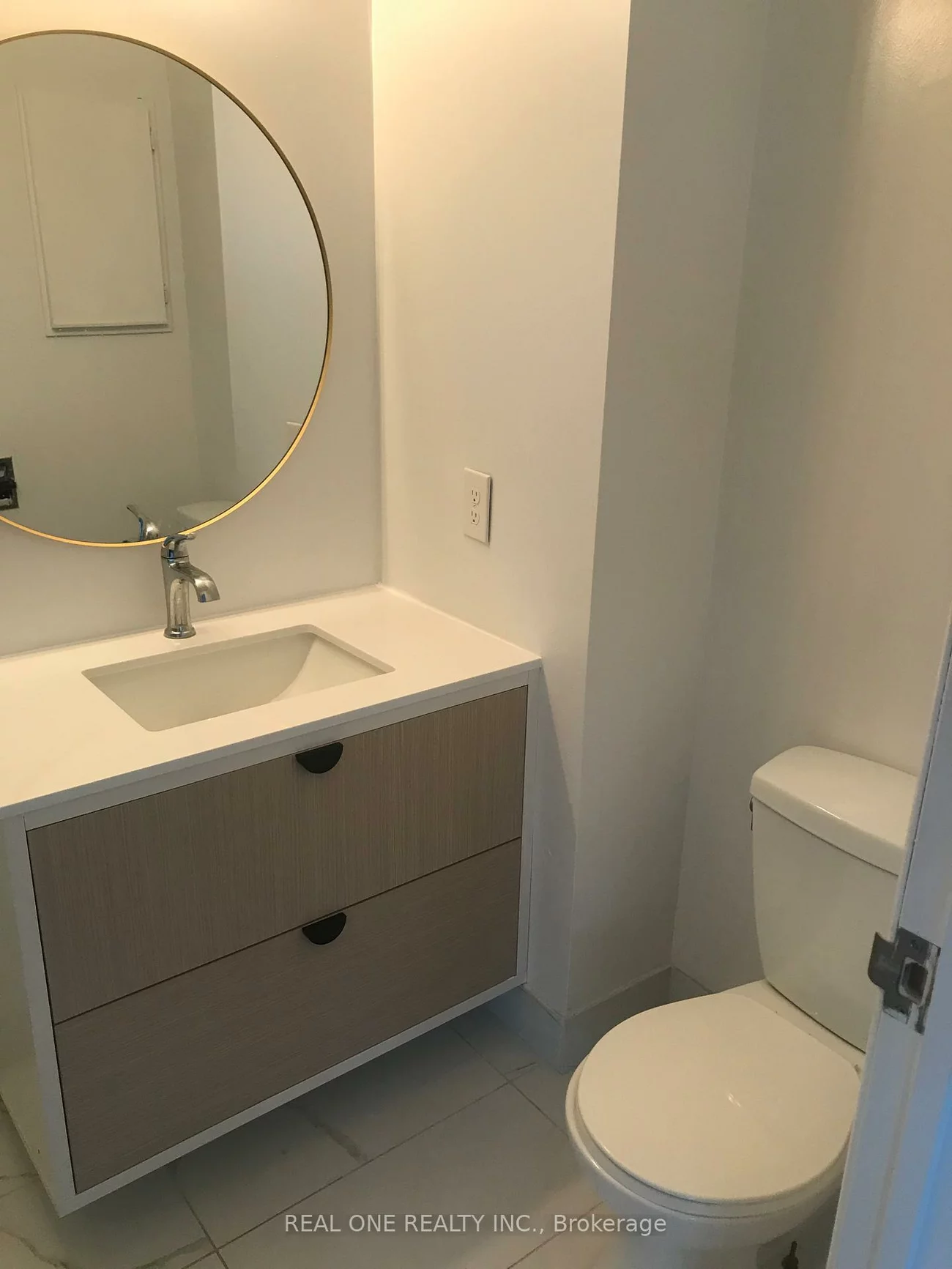 1580, Lancaster, 1005 - FA Falgarwood, Oakville