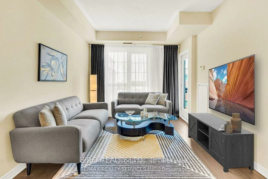 216, Oak Park, 1015 - RO River Oaks, Oakville