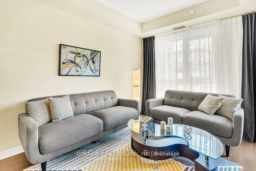 216, Oak Park, 1015 - RO River Oaks, Oakville