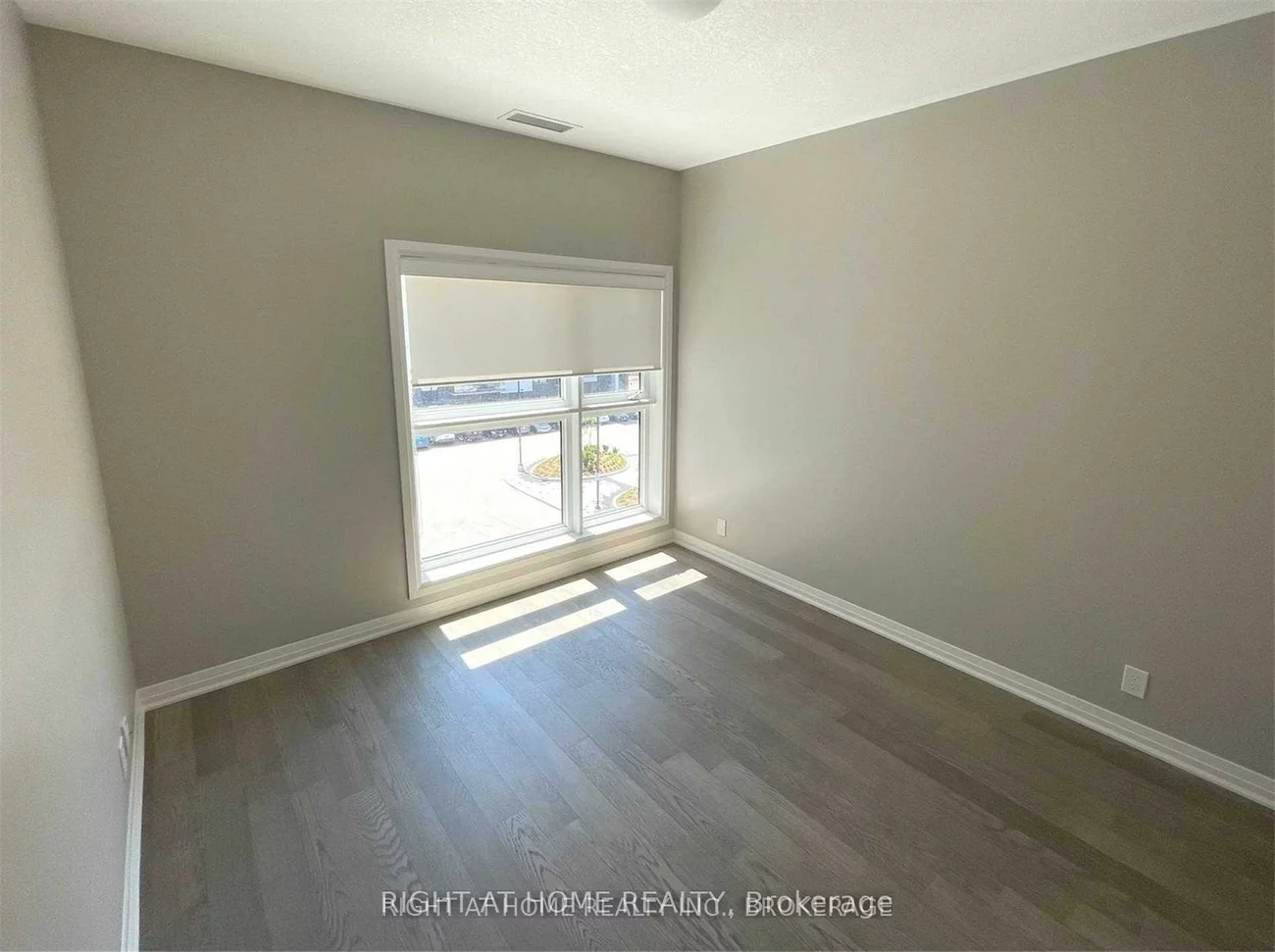 102, Grovewood Common, 1008 - GO Glenorchy, Oakville