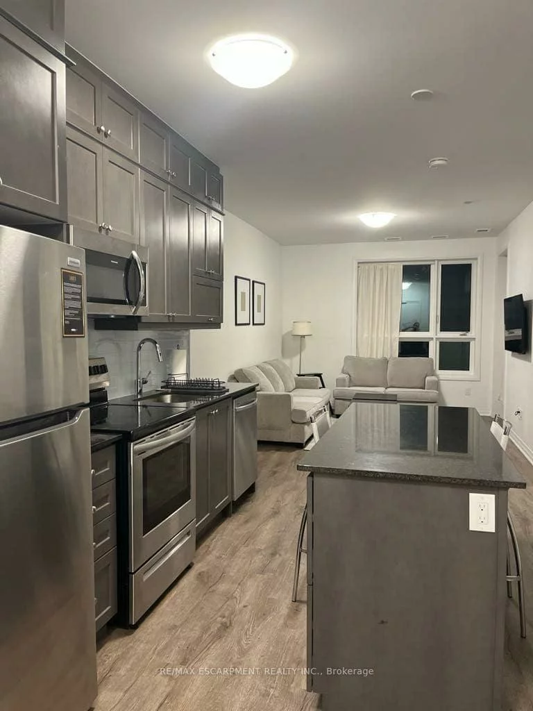 95, Dundas, 1008 - GO Glenorchy, Oakville