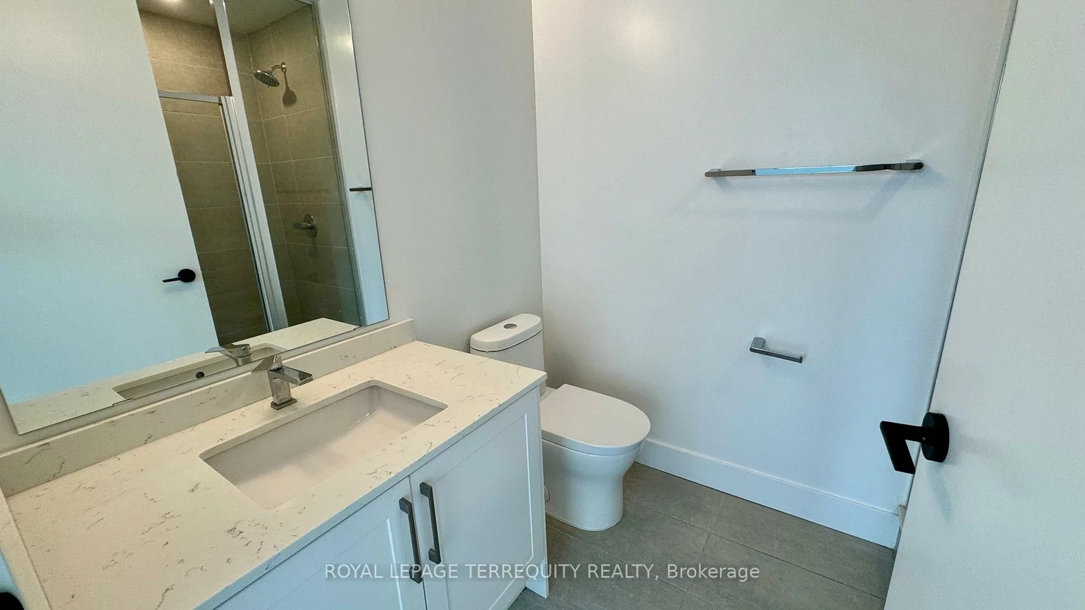 2450, Old Bronte, 1000 - BC Bronte Creek, Oakville