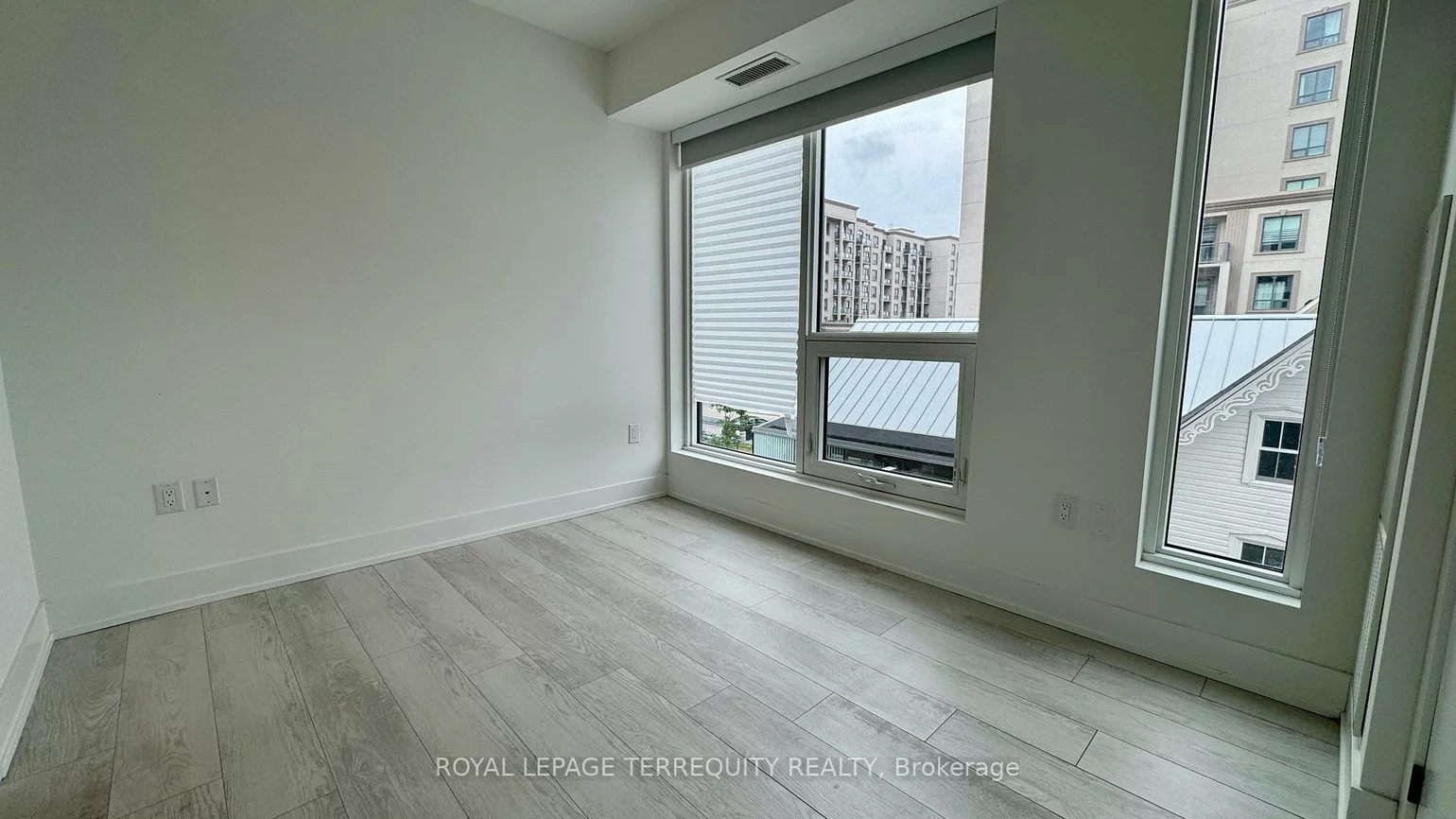 2450, Old Bronte, 1000 - BC Bronte Creek, Oakville