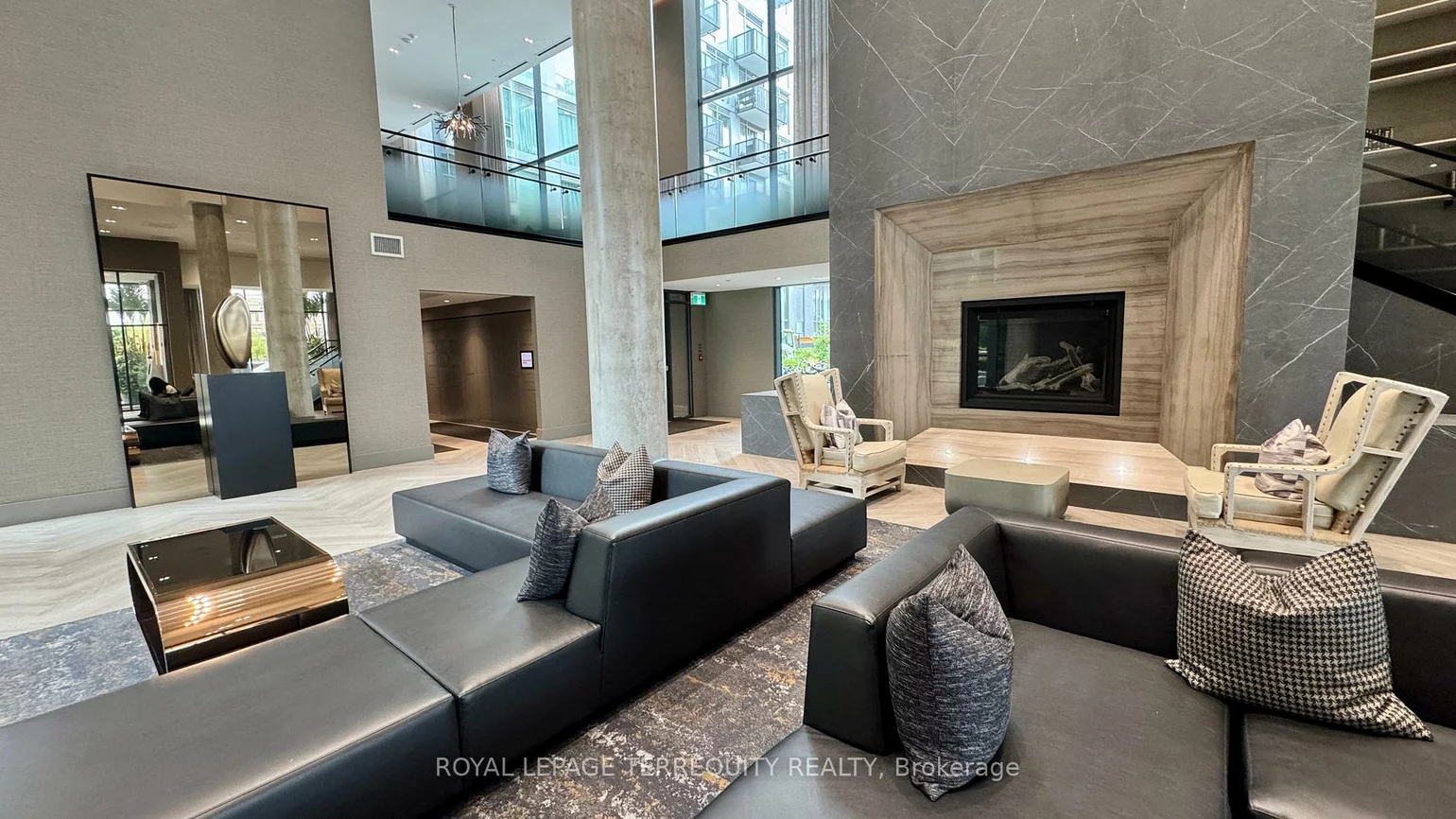 2450, Old Bronte, 1000 - BC Bronte Creek, Oakville