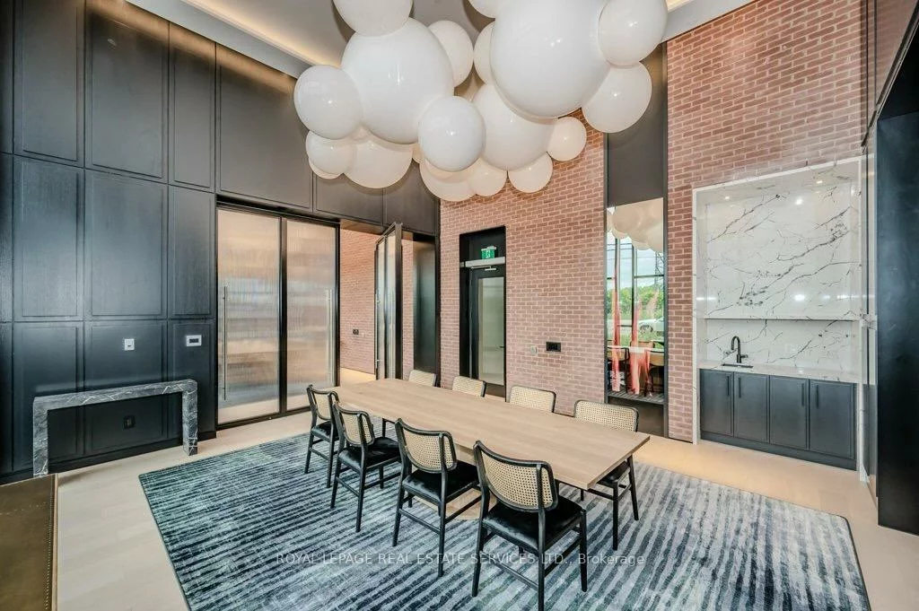3220, William Coltson, 1010 - JM Joshua Meadows, Oakville