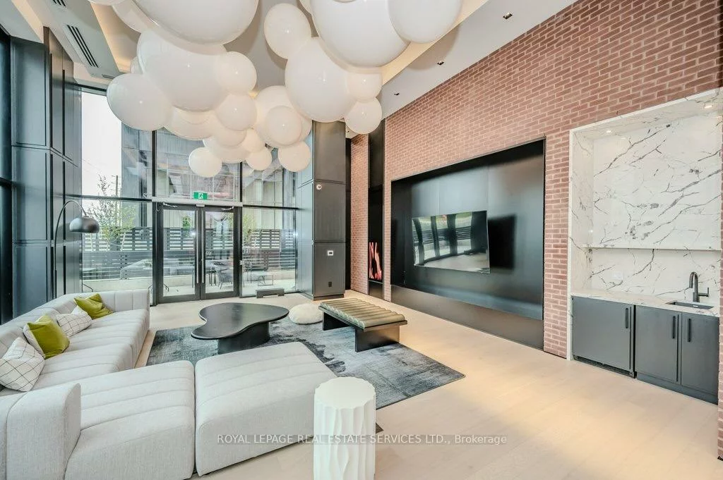 3220, William Coltson, 1010 - JM Joshua Meadows, Oakville