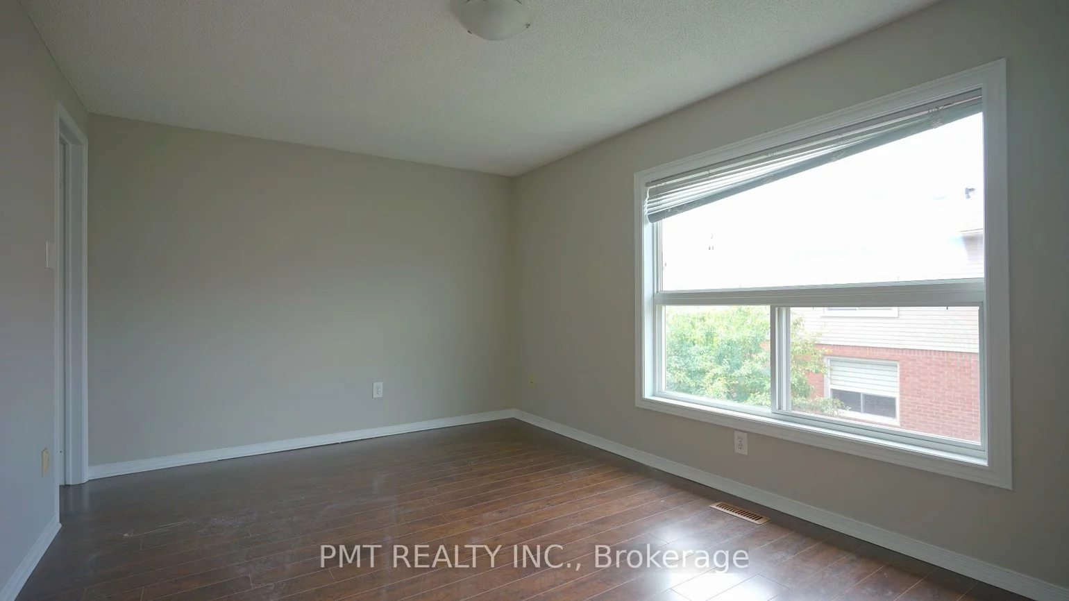 1530, Reeves, 1007 - GA Glen Abbey, Oakville
