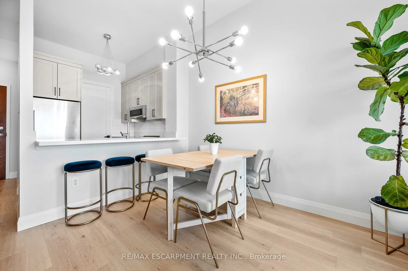 2511, Lakeshore, 1001 - BR Bronte, Oakville