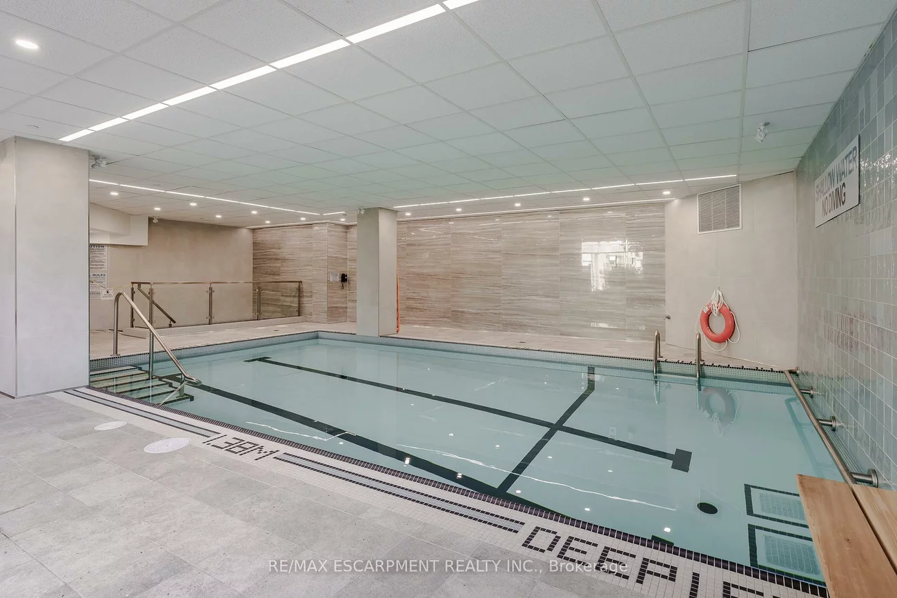 2511, Lakeshore, 1001 - BR Bronte, Oakville