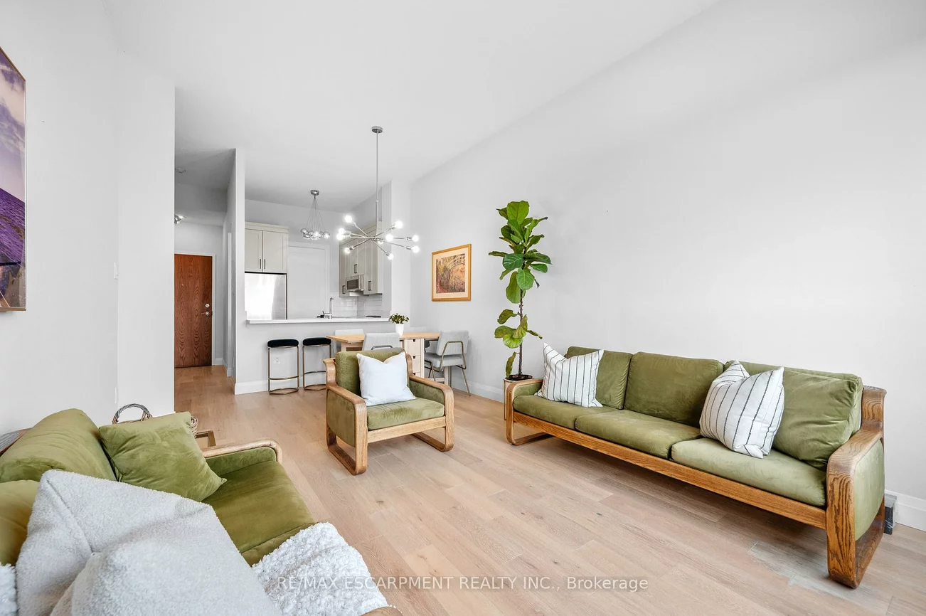 2511, Lakeshore, 1001 - BR Bronte, Oakville